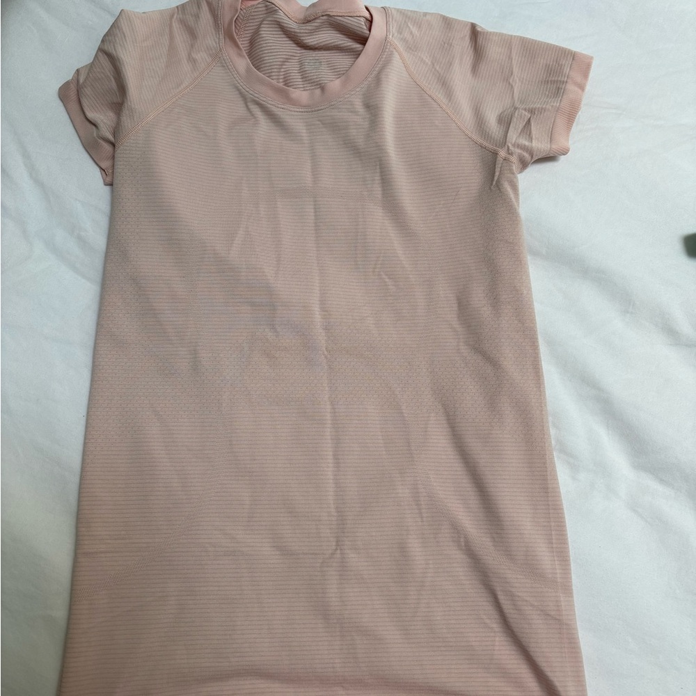 Lululemon Swiftly tech tee